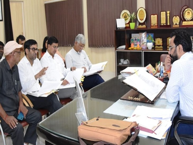अधिकारी शिकायतकर्ता के फोन जरूरी उठाएं: एसडीएम